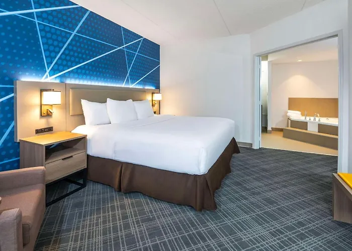 Superior King Suite